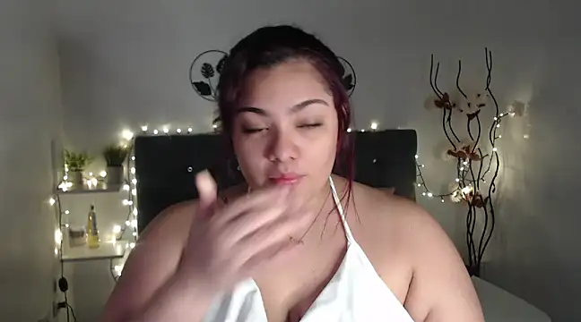Snapshot of KathyGonzalez chatting on January 10, 2025, 12:15 pm KathyGonzalez online show from January 10, 2025, 12:15 pm