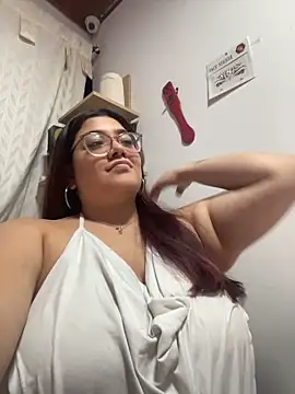 KathyGonzalez online show from November 2, 2025, 3:09 am