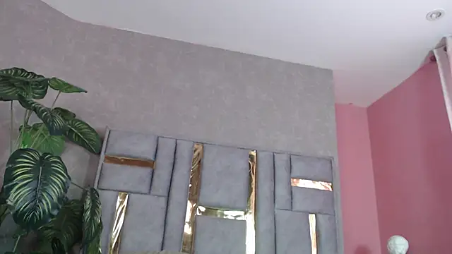 Snapshot of JuliaRose_ks chatting on September 22, 2025, 12:29 pm JuliaRose ks online show from September 22, 2025, 12:29 pm