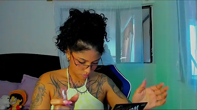 JuliaRose ks online show from July 27, 2026, 10:06 pm