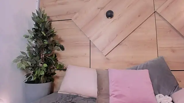 Natasha Smith09 online show from December 29, 2024, 2:52 pm