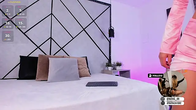 Natasha Smith09 online show from March 8, 2025, 7:31 pm