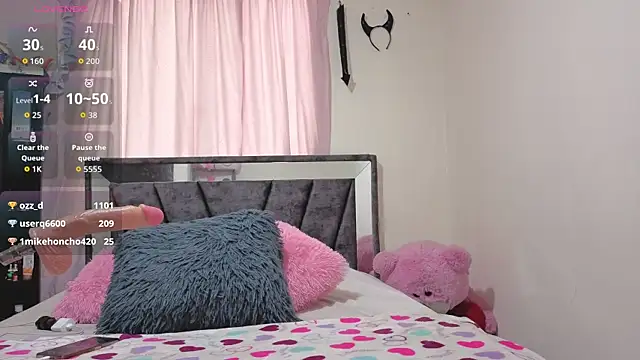 Snapshot of Hotsamantamature chatting on February 24, 2026, 8:18 pm Hotsamantamature online show from February 24, 2026, 8:18 pm