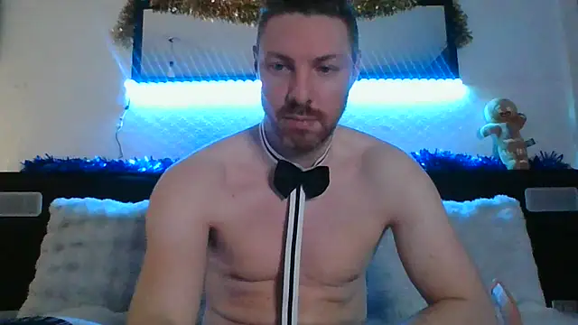 Snapshot of Fit4fun24 chatting on December 15, 2025, 7:29 pm Fit4fun24 online show from December 15, 2025, 7:29 pm