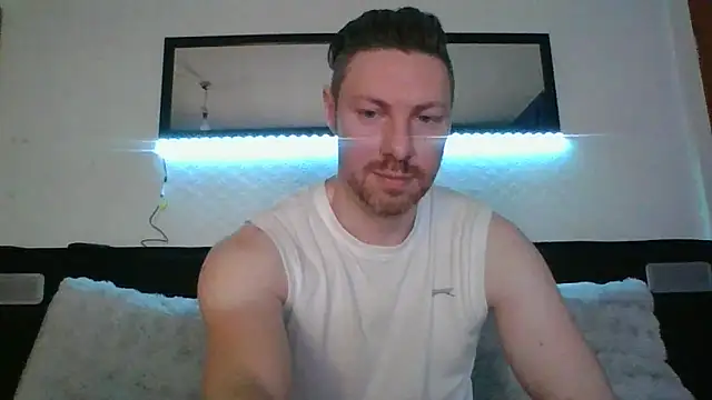 Snapshot of Fit4fun24 chatting on February 24, 2026, 6:06 pm Fit4fun24 online show from February 24, 2026, 6:06 pm