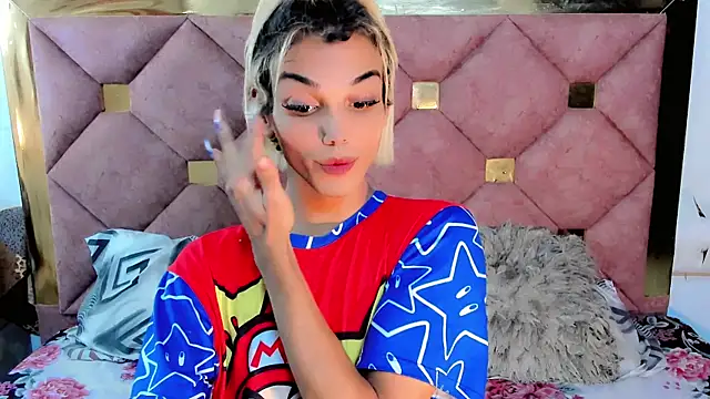 Snapshot of the-horus-girl chatting on January 5, 2025, 4:36 am the-horus-girl online show from January 5, 2025, 4:36 am