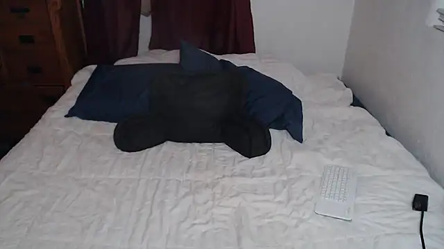 Snapshot of anja_peach chatting on February 7, 2026, 5:00 am anja peach online show from February 7, 2026, 5:00 am