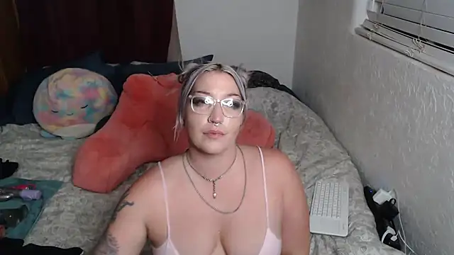 anja peach online show from May 21, 2026, 6:20 am