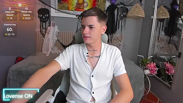 tossetrech online show from October 30, 2025, 3:19 am