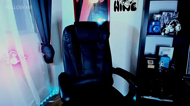 Demongirl6666 online show from April 16, 2026, 5:58 pm