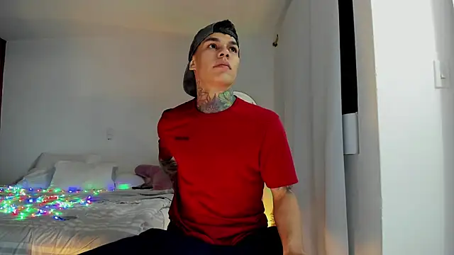 Jordyrodriiguez online show from December 31, 2024, 5:22 am