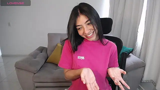 Snapshot of Liissa_cute_ chatting on December 16, 2024, 5:54 pm Liissa cute online show from December 16, 2024, 5:54 pm