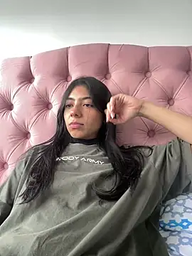 Snapshot of Liissa_cute_ chatting on December 28, 2024, 9:08 pm Liissa cute online show from December 28, 2024, 9:08 pm