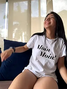 Snapshot of Liissa_cute_ chatting on October 12, 2025, 6:07 pm Liissa cute online show from October 12, 2025, 6:07 pm