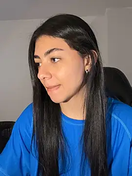 Snapshot of Liissa_cute_ chatting on October 20, 2025, 7:14 pm Liissa cute online show from October 20, 2025, 7:14 pm