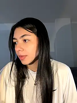 Snapshot of Liissa_cute_ chatting on November 5, 2025, 5:24 pm Liissa cute online show from November 5, 2025, 5:24 pm