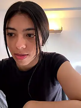 Snapshot of Liissa_cute_ chatting on January 10, 2026, 1:02 pm Liissa cute online show from January 10, 2026, 1:02 pm