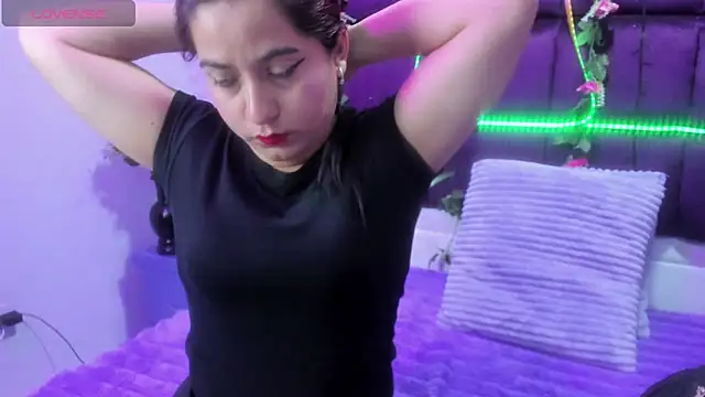 MariaClay online show from April 6, 2026, 12:17 pm