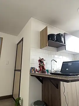 Snapshot of LauraCadwell chatting on December 28, 2024, 12:35 pm LauraCadwell online show from December 28, 2024, 12:35 pm