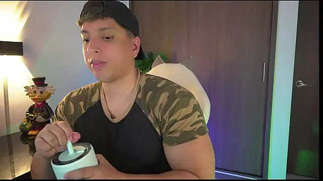 appolo allen online show from October 26, 2025, 5:24 am