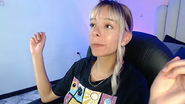 peyton golden1 online show from October 3, 2025, 3:36 am