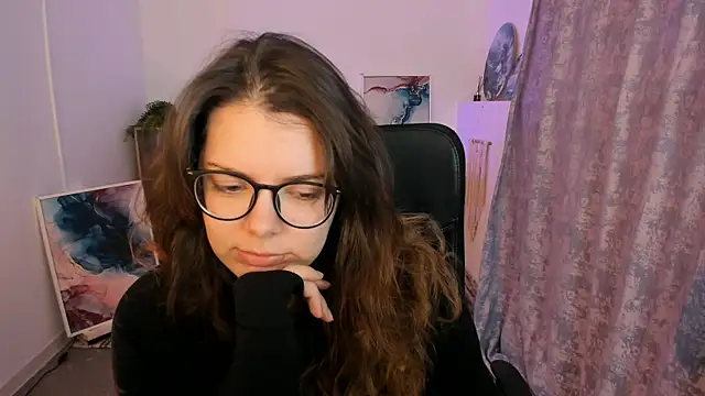 Snapshot of KeytSilvas chatting on December 30, 2024, 2:53 am KeytSilvas online show from December 30, 2024, 2:53 am