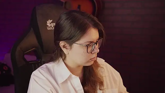 Snapshot of KeytSilvas chatting on January 6, 2025, 2:48 am KeytSilvas online show from January 6, 2025, 2:48 am