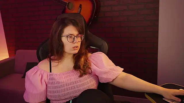 Snapshot of KeytSilvas chatting on January 18, 2025, 2:14 am KeytSilvas online show from January 18, 2025, 2:14 am