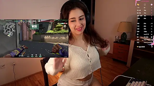 Snapshot of cosmosbaby chatting on February 25, 2026, 5:39 am cosmosbaby online show from February 25, 2026, 5:39 am