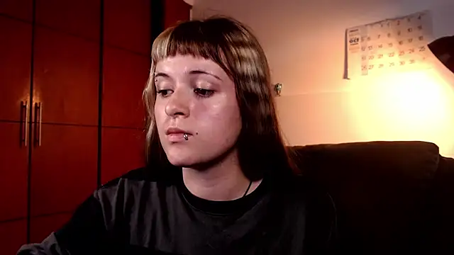 NEXT DOOR GIRL  online show from October 28, 2025, 10:23 pm