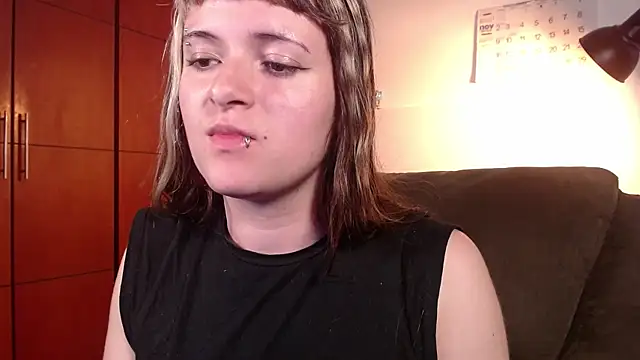 NEXT DOOR GIRL  online show from November 6, 2025, 10:21 pm