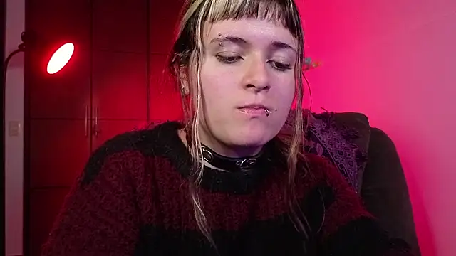 Snapshot of NEXT_DOOR_GIRL_ chatting on February 5, 2026, 12:15 am NEXT DOOR GIRL online show from February 5, 2026, 12:15 am