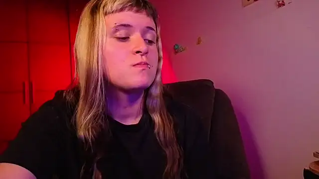 Snapshot of NEXT_DOOR_GIRL_ chatting on March 4, 2026, 1:00 am NEXT DOOR GIRL online show from March 4, 2026, 1:00 am