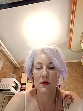 Snapshot of Tina_Alev chatting on December 2, 2025, 4:57 pm Tina Alev online show from December 2, 2025, 4:57 pm