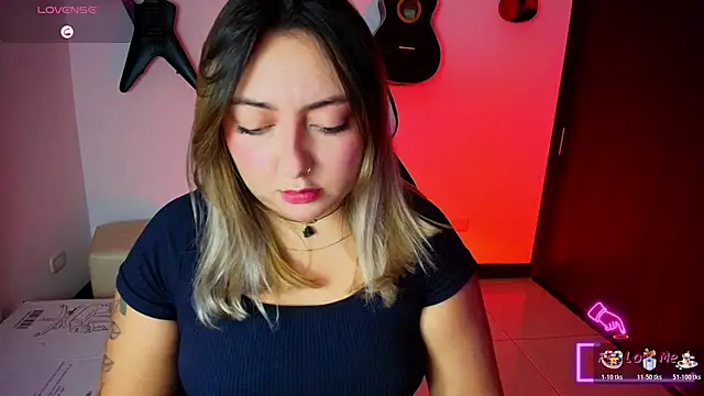 Snapshot of miaawild chatting on November 14, 2025, 10:40 pm miaawild online show from November 14, 2025, 10:40 pm