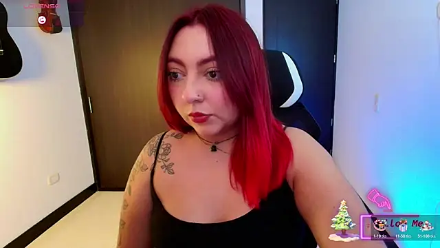 Snapshot of miaawild chatting on December 15, 2025, 2:32 pm miaawild online show from December 15, 2025, 2:32 pm