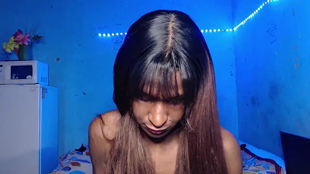 Snapshot of Angell_Dustt_ chatting on October 9, 2025, 5:27 am Angell Dustt online show from October 9, 2025, 5:27 am