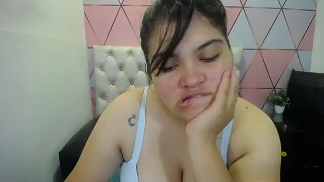 Snapshot of Marinasexxx chatting on March 16, 2026, 5:50 pm Marinasexxx online show from March 16, 2026, 5:50 pm