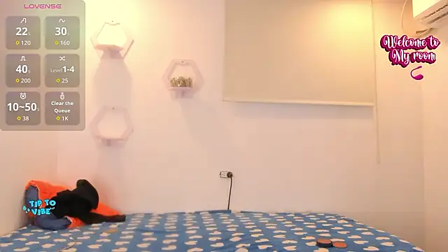 Snapshot of meganrossee69 chatting on February 20, 2026, 11:05 pm meganrossee69 online show from February 20, 2026, 11:05 pm