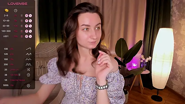 annacooleman online show from March 14, 2025, 8:32 am