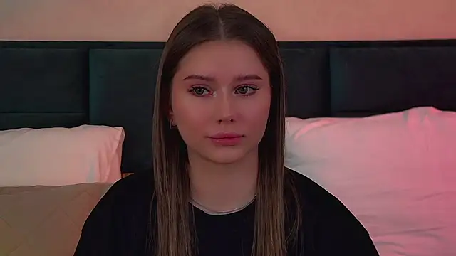 Snapshot of DianaVert chatting on February 21, 2026, 3:35 pm DianaVert online show from February 21, 2026, 3:35 pm