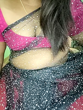 Snapshot of tamil_subha69 chatting on December 5, 2024, 10:45 pm tamil subha69 online show from December 5, 2024, 10:45 pm