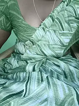 Snapshot of tamil_subha69 chatting on December 8, 2024, 12:40 am tamil subha69 online show from December 8, 2024, 12:40 am