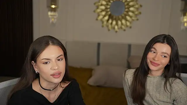 Snapshot of Gabriella054 chatting on March 17, 2025, 11:10 am Gabriella054 online show from March 17, 2025, 11:10 am