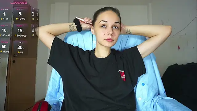 Miss  Bia online show from October 27, 2025, 10:36 pm