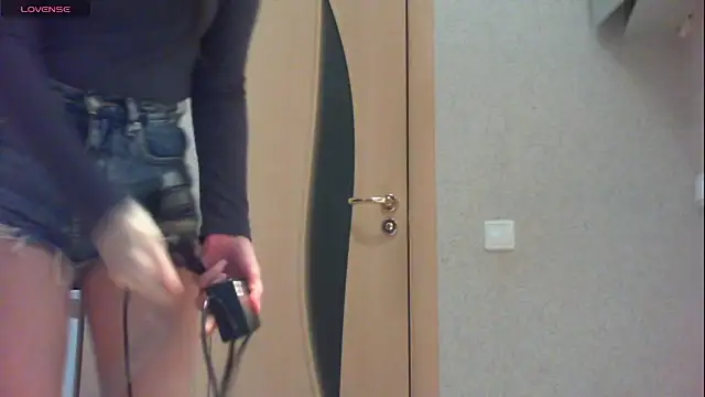 Snapshot of khu_yam chatting on November 23, 2025, 12:49 pm khu yam online show from November 23, 2025, 12:49 pm