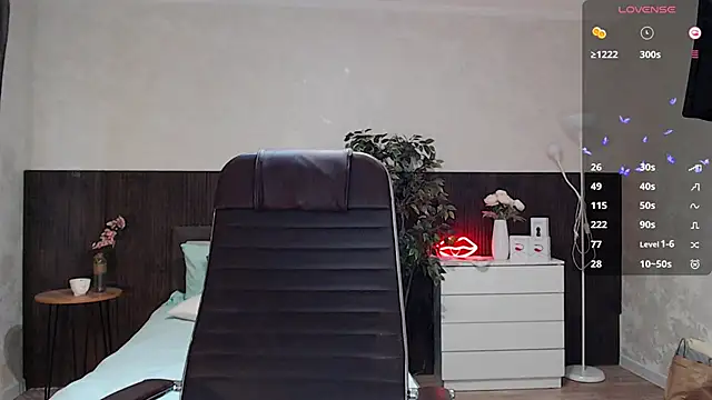 Snapshot of Cutie_Annie chatting on January 23, 2025, 6:17 am Cutie Annie online show from January 23, 2025, 6:17 am