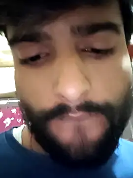 PRIYANHUxh online show from November 19, 2025, 7:19 am