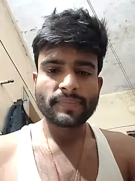 Snapshot of PRIYANHU@xh chatting on March 13, 2026, 3:13 am PRIYANHUxh online show from March 13, 2026, 3:13 am