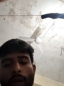 Snapshot of PRIYANHU@xh chatting on March 17, 2026, 5:38 pm PRIYANHUxh online show from March 17, 2026, 5:38 pm